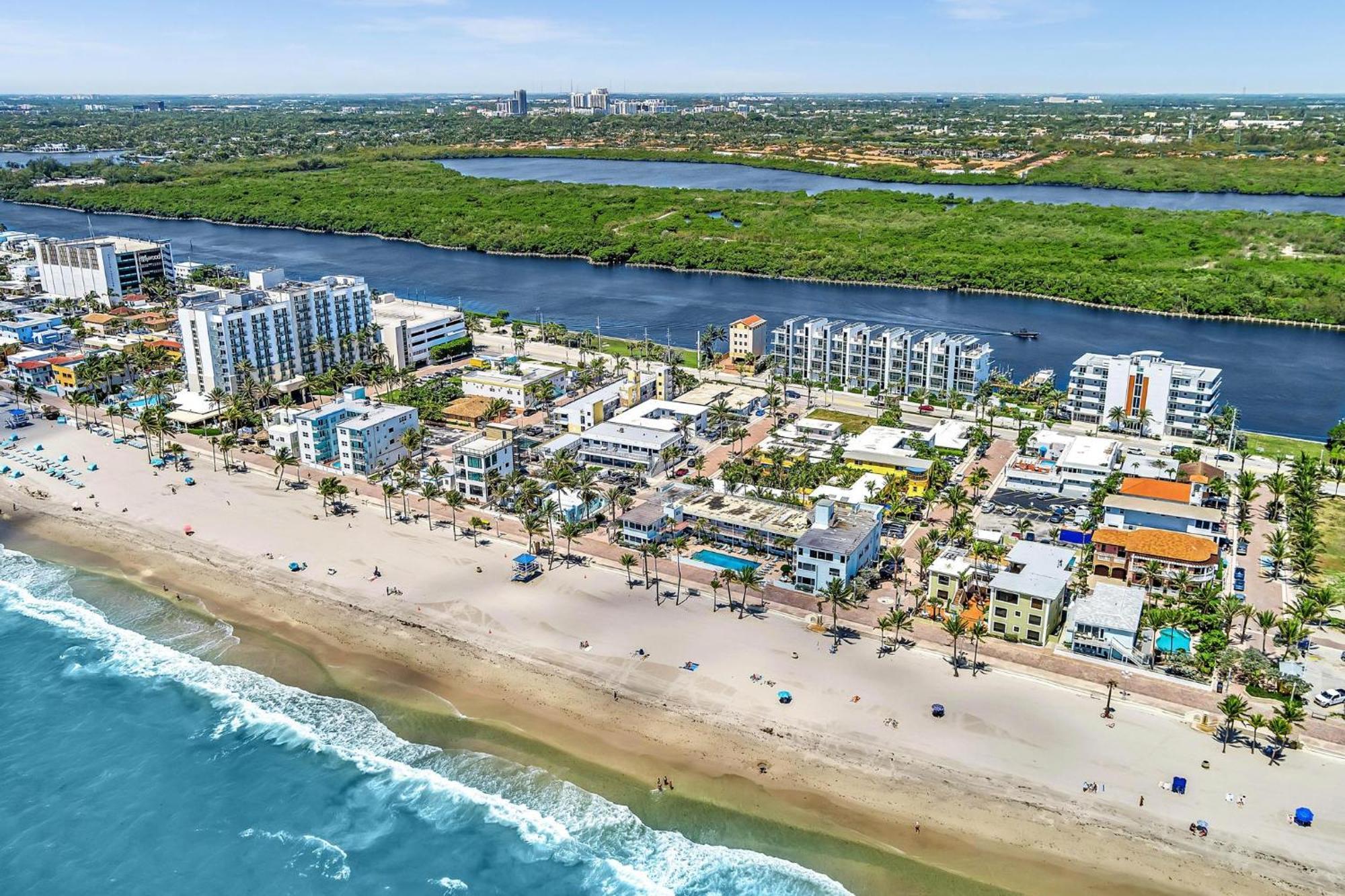 Beachfront & Pool Near Marriott Hollywood Beach Kültér fotó